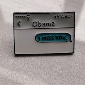 NWOT Obama Pin